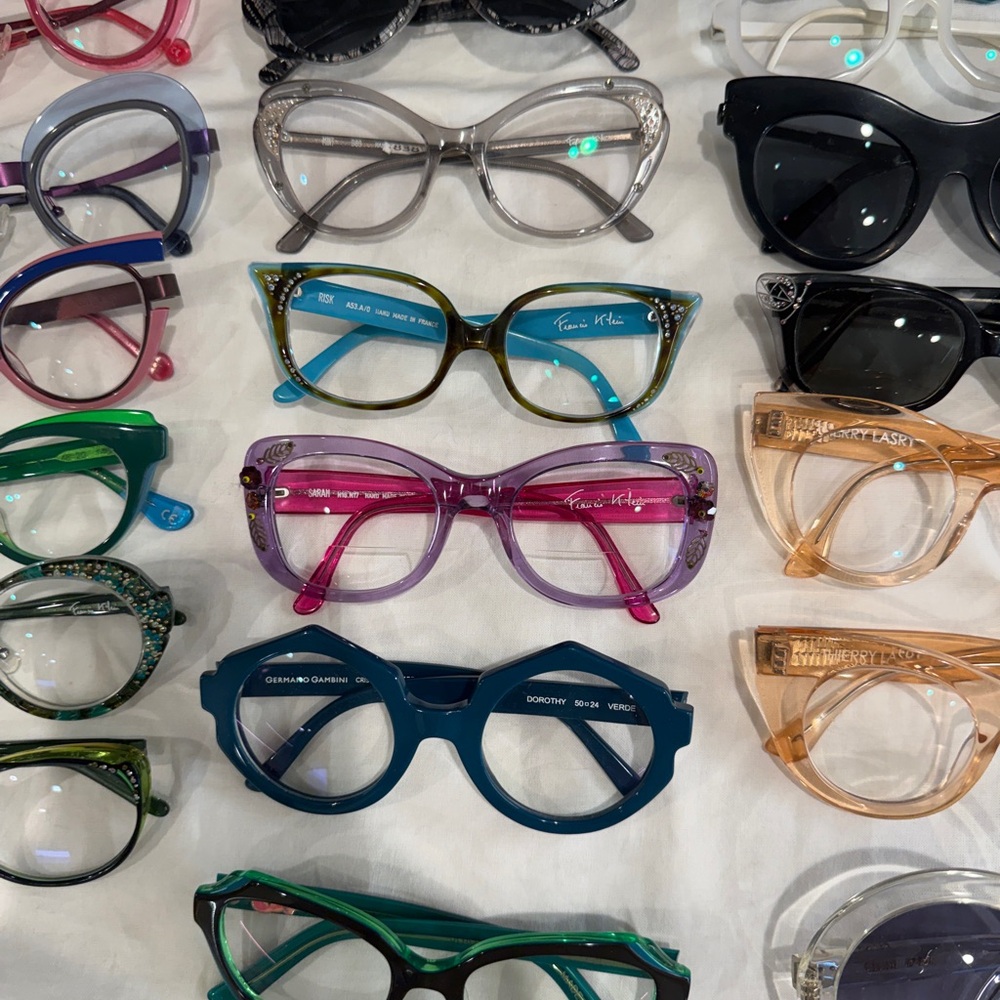 Designer eyewear - Picture 4 of 10